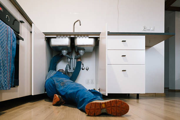Professional Leak Detection technician working in West Newbury, MA